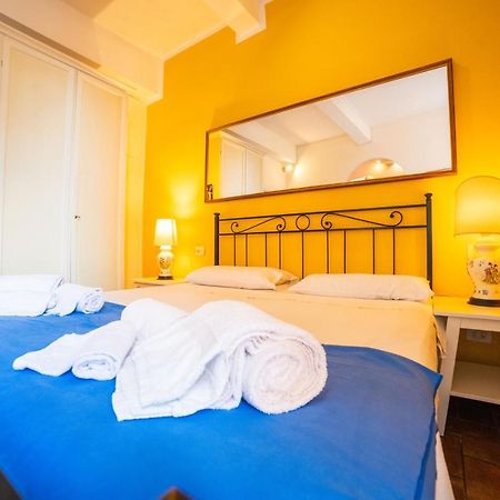 S1 - Serristori Tower Apt - Dolcevita Holiday Флоренция Екстериор снимка